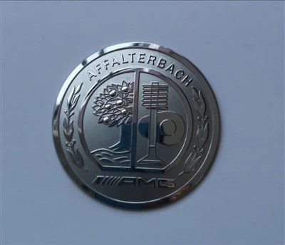 تھری ڈی میٹل نکل لوگو